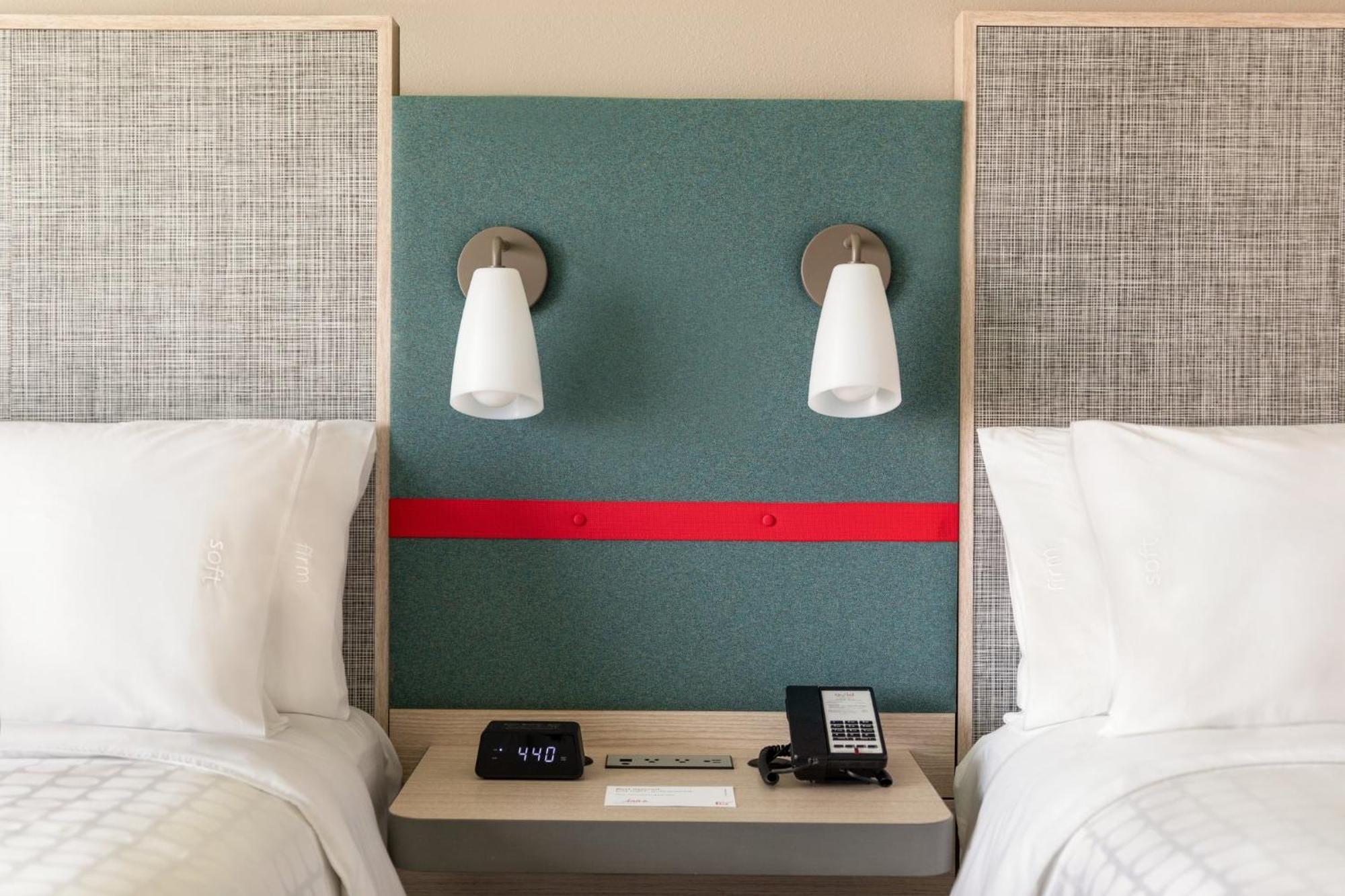 Avid Hotels - Denver Airport Area By Ihg מראה חיצוני תמונה